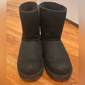 Ugg Classic Short Boots Black